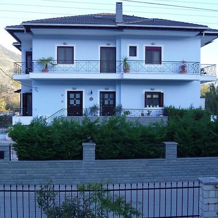 Garden Villa Ioannina Buitenkant foto